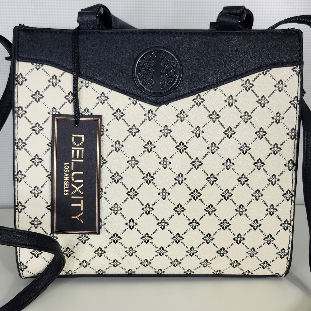 Deluxity Los Angeles Monogram Tote Bag | NWT | Black & Ivory
